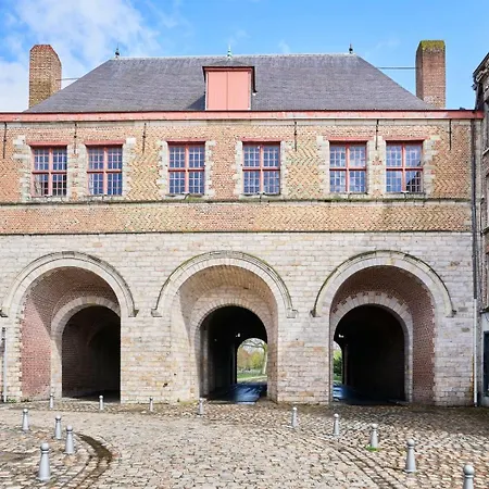 Hypercentre Gares - Small *