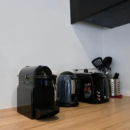 Hypercentre Gares - Small Appartement *